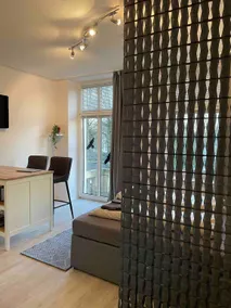 Apartment with balcony overlooking the saline - Image 2