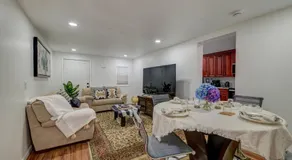 Bright & Spacious Apartments Near Albany Airport - Image 3