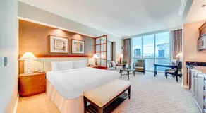 Jet Luxury at The Signature Condo Hotel - Image 2
