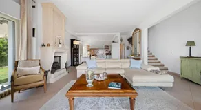 LA VILLA JULIA Vue Mer Jardin Parking Prive Proche Monaco - Image 2