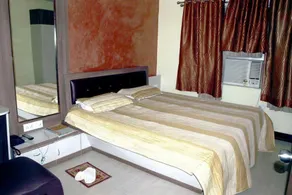 Hotel M N International - Image 4