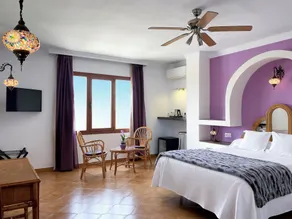 Hostal Alhambra Nerja - Image 2