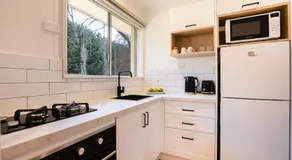 Adina Lodge Holiday Apartments - Image 4