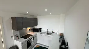 Luxury 1 Bed Apartment Hemel Hempstead Sleeps 4 Luton Airport Nearby - Image 4