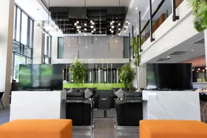 Season Five Hotel - Image 2