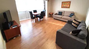Wentworth Apartment with 2 bedrooms, Superfast Wi-Fi and Parking - Image 2