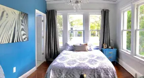 Private Suite Mins from MIA Free Parking - Image 2