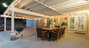 Entire Private Home with 6 Beds, King Bed, 6 Parking, Big Yard, 4 Bedrooms 2 Bathrooms, Available Now - Image 4
