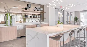 Luxury 2BD Apartment in Downtown Doral - Image 5