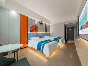 Four Seasons Business Hotel - Image 5