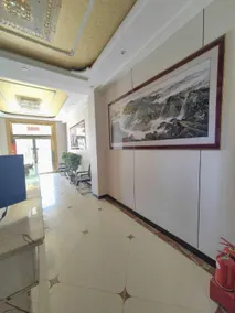 Zhenhua Hotel - Image 4