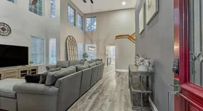 The Woodlands Gem with Pool and Spa - Image 5