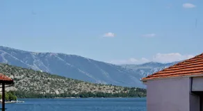Κεντρικό και ευρύχωρο οροφοδιαμέρισμα - Image 4