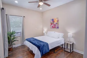 Fabulous Newly Renovated 1Br1Ba Near Downtown - Image 4
