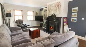 Johnson's Cottage - Image 2