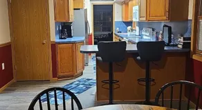Spacious Family Retreat with ADA Ramp and ADA bathroom - Image 3