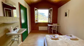 Alpine Base Hostel - Adults only - Image 4