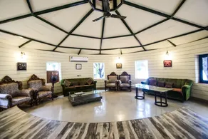 The Space Jungle Retreat - Image 4
