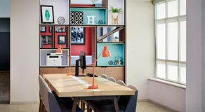 Holiday Inn & Suites Oakville at Bronte by IHG - Image 4