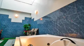 SKY Lmine Takeo LOVEHOTEL - Image 3