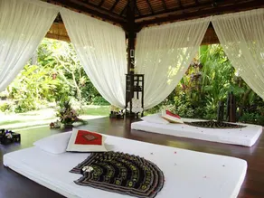 Cham Villas Resort - Image 2