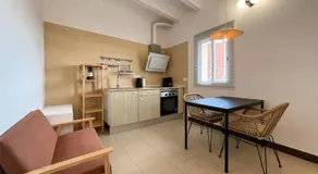 Stay U-nique Apartments Pasteur - Image 5