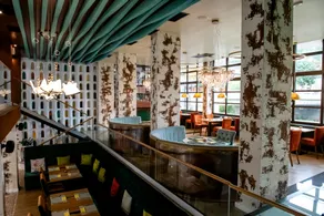 Covered Bridge Hotel - Image 2