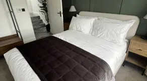 Boutique33 - Image 2