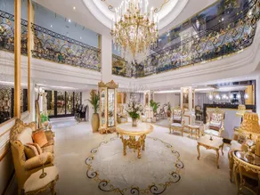 Les Ambassadeurs Hotel Casino&Marina - Image 3