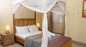 Seaview Gardens Hotel - Image 2