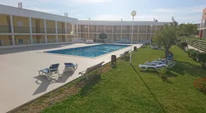 Apartamento T2 Encosta sao jose - Image 3