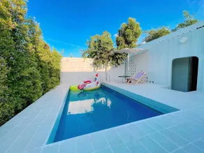 7 Class Pool Villa - Image 5