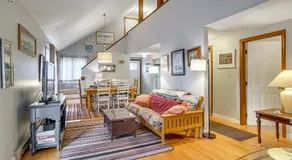 2 Mi to Main St & Beach! Family Home in Edgartown - Image 2
