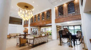 Java Hotel - Image 2