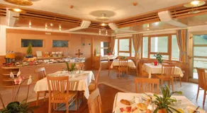 Hotel Ortler - Image 2