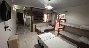 Recanto Pousada JU&JU com piscina COMPARTILHADA - Image 2