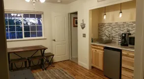 Yosemite Foothill Retreat - Private Guest Suite #3 - Image 4