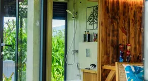 Heliconia Ledge - Image 5