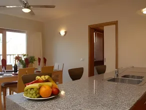 The Lakes Apartments - Image 4