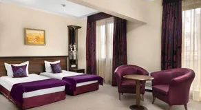 Yantra Grand Hotel - Image 2