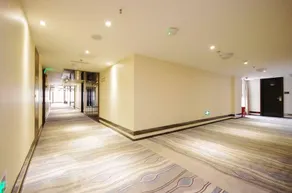 Yuebaiya Hotel - Image 2
