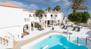 Apartamentos LIVVO Galera Beach - Image 2