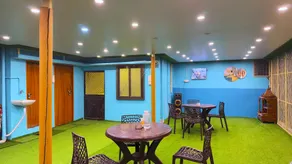 Classy5 Guest House - Image 3
