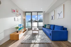 KozyGuru | Wentworthville | 2 Bed 2 Bath Apt - Image 2