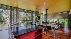 Cape Horn Vineyard 5 Bedroom Riverfront House on Working Vineyard - Image 4