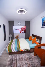 Modern 1 Bedroom Apartment in Quiet Tilbury Town - Image 2