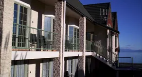 Colonial Lodge Motel - Image 3