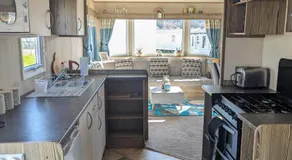 Caravan sleeps 8 at Littlesea, Weymouth - Image 4