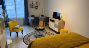 Le studio du Faubourg - Image 2