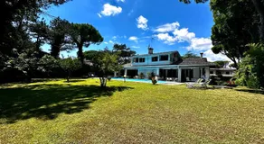 La Grande Villa with Pool - Image 3